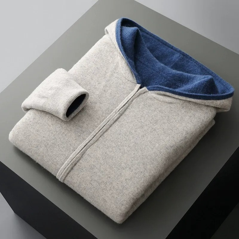 AVANOAH | WOOL HOODIE FOR MEN