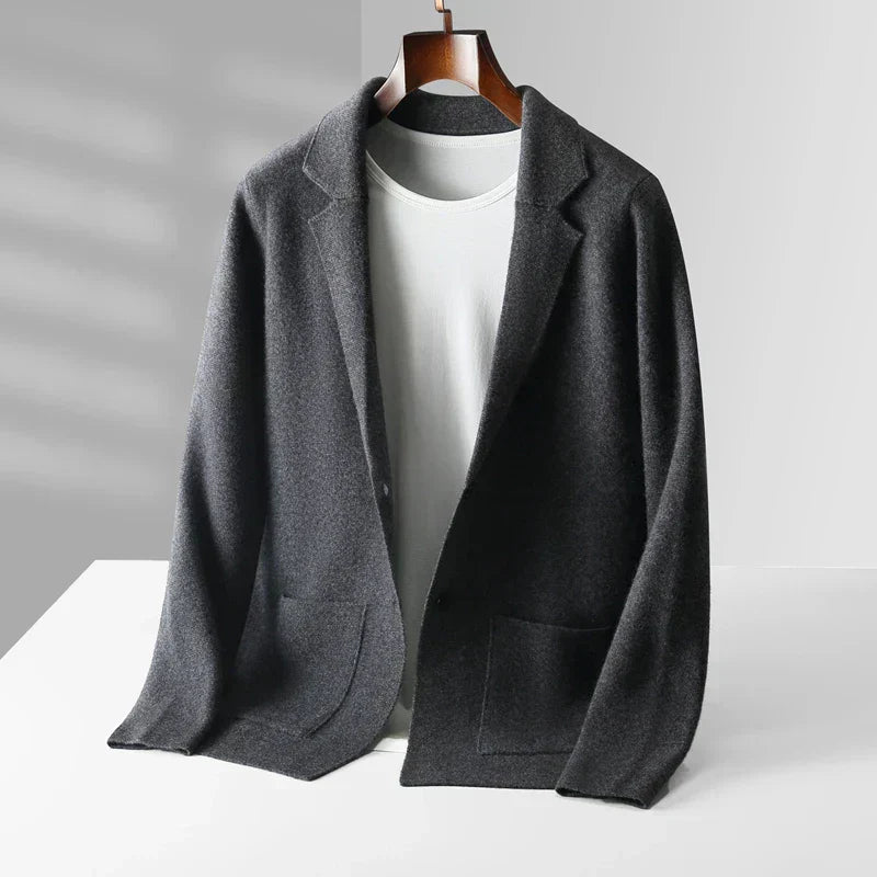 AVANOAH | SIGNATURE CARDIGAN FOR MEN