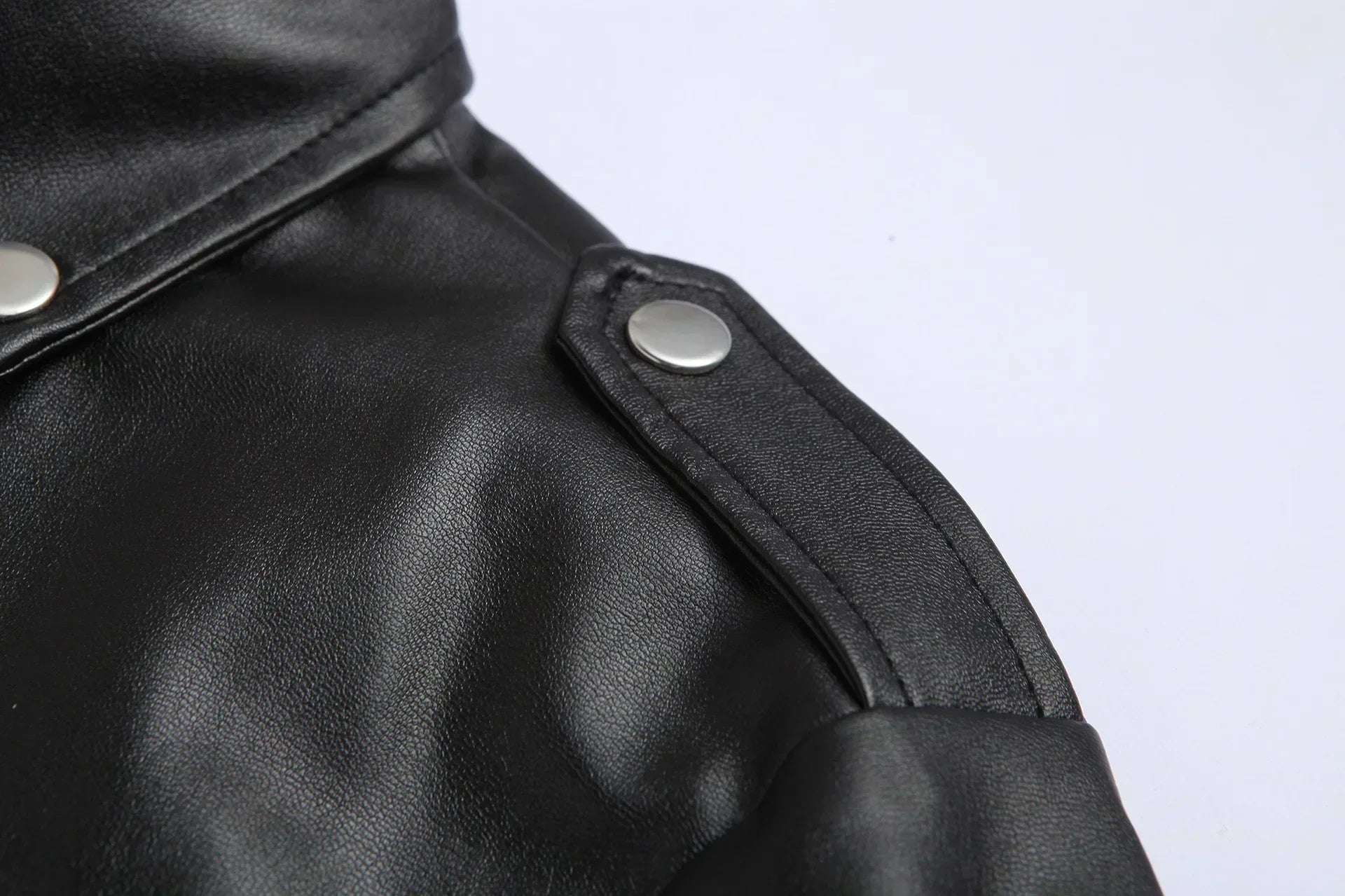 AVANOAH | CLASSIC MEN'S LEATHER JACKET