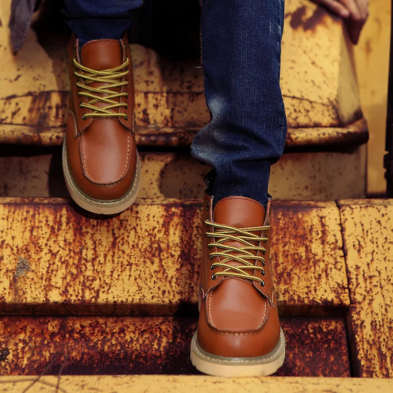 AVANOAH | CLASSIC LACE-UP BOOTS FOR MEN
